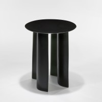 <a href="https://www.galeriegosserez.com/artistes/cober-lukas.html">Lukas Cober</a> - New Wave - Side Table (Black)